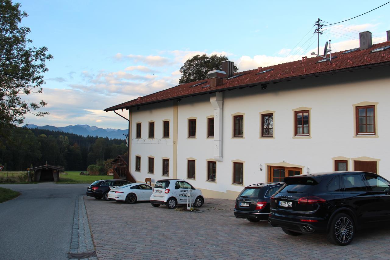 Hotel Alpenblick Riedering ภายนอก รูปภาพ