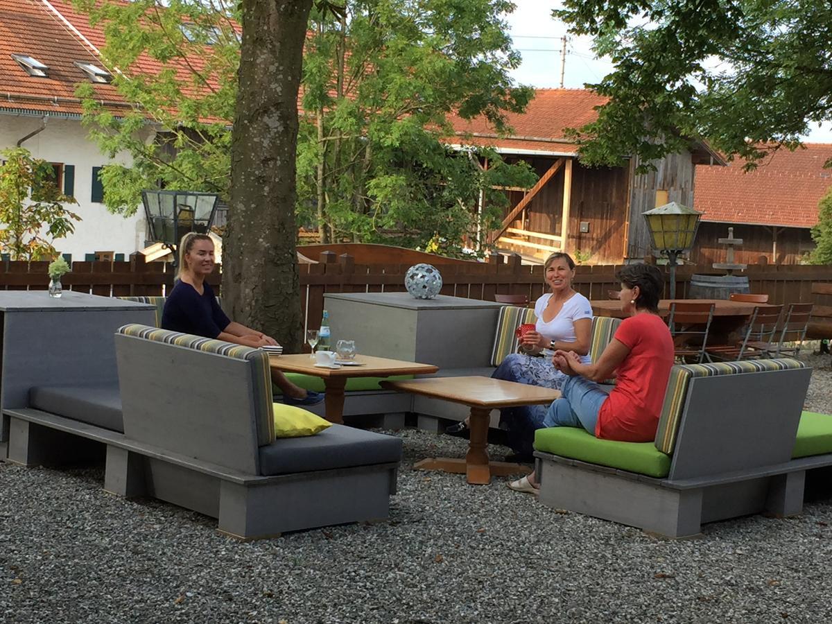 Hotel Alpenblick Riedering ภายนอก รูปภาพ