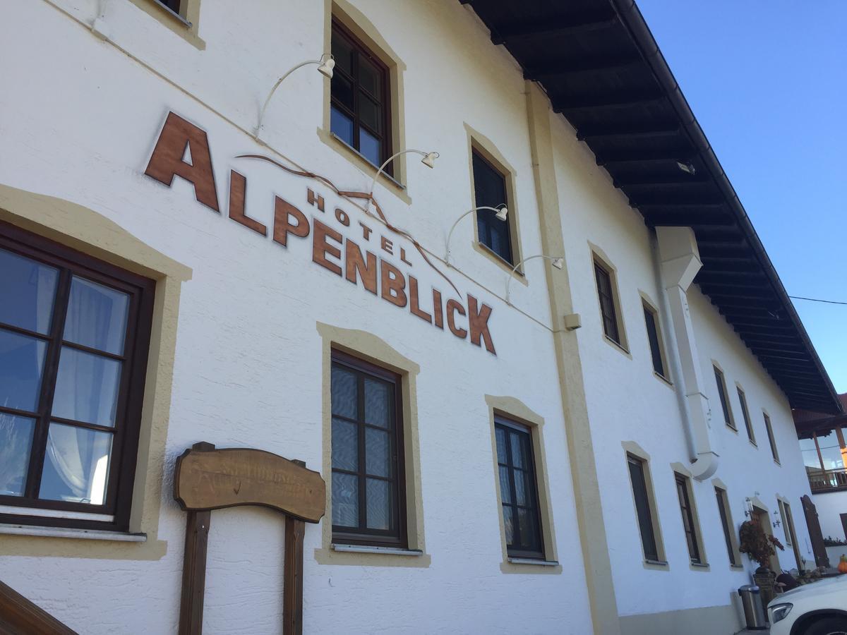 Hotel Alpenblick Riedering ภายนอก รูปภาพ