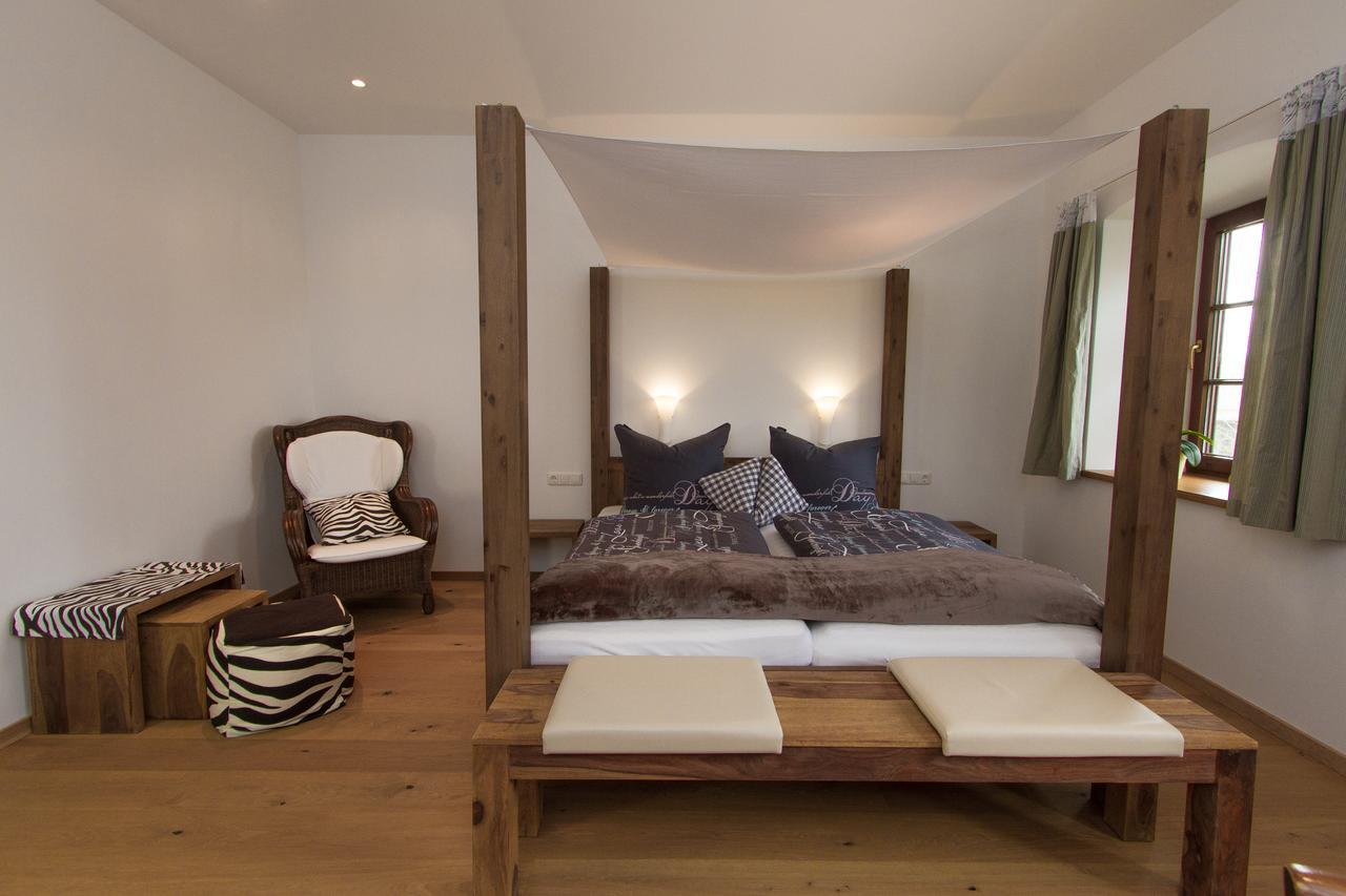 Hotel Alpenblick Riedering ภายนอก รูปภาพ