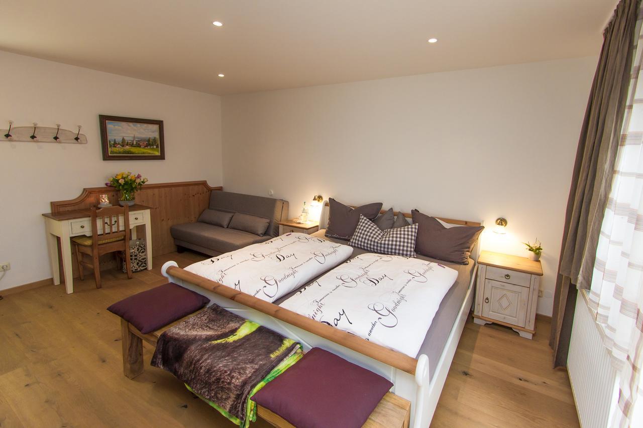 Hotel Alpenblick Riedering ภายนอก รูปภาพ