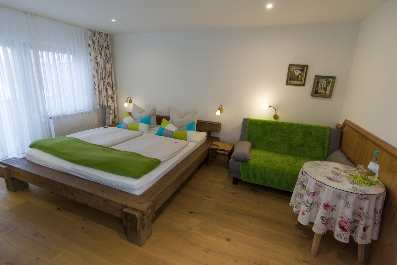 Hotel Alpenblick Riedering ภายนอก รูปภาพ