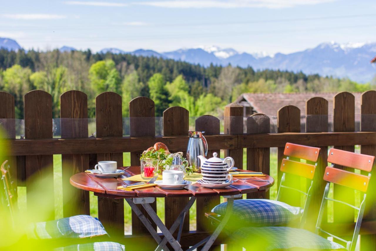 Hotel Alpenblick Riedering ภายนอก รูปภาพ